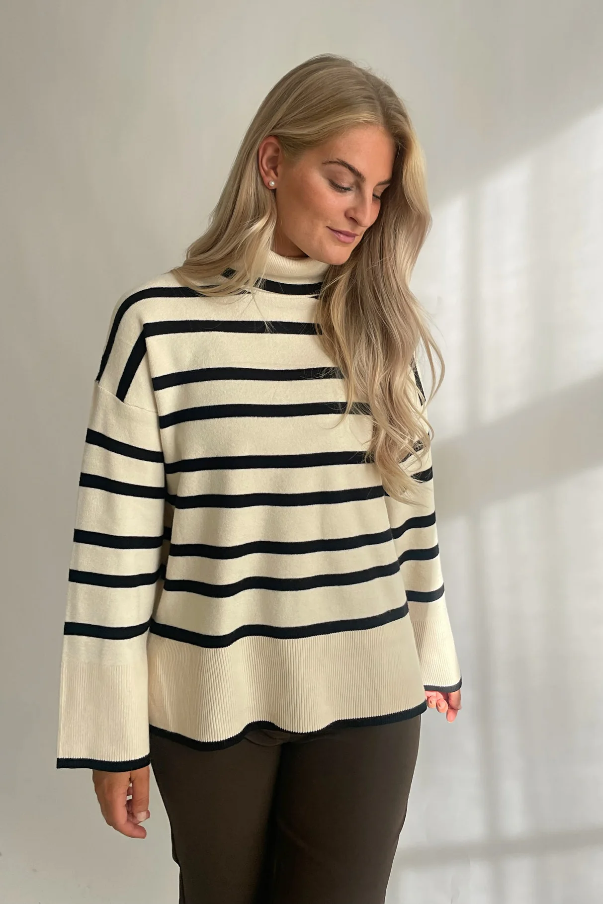 VMSaba LS Rollneck Pullover - Birch Black - Image 2