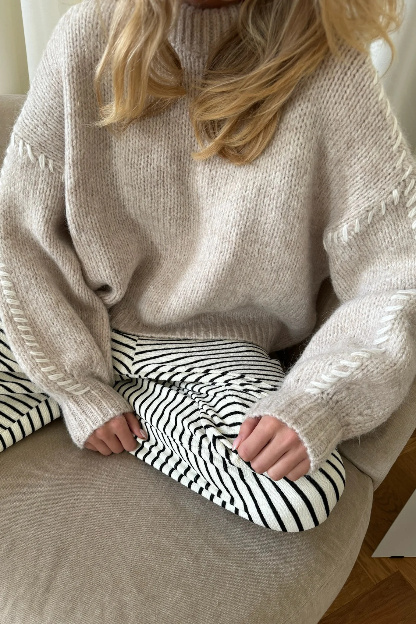 VMZen LS Oneck Pullover - Birch - Image 2